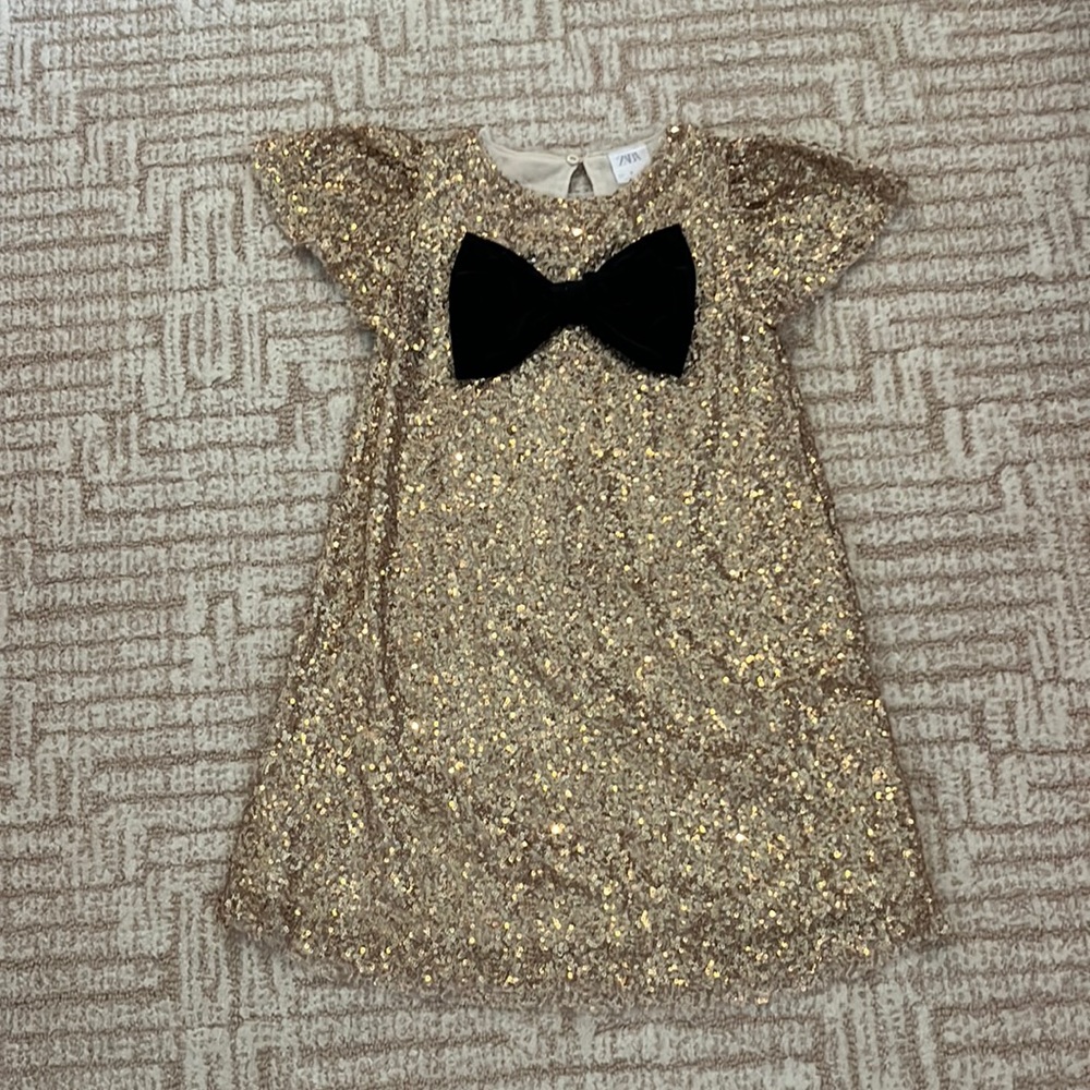 Zara girls gold sequin dress with black velvet bow- pristine worn once